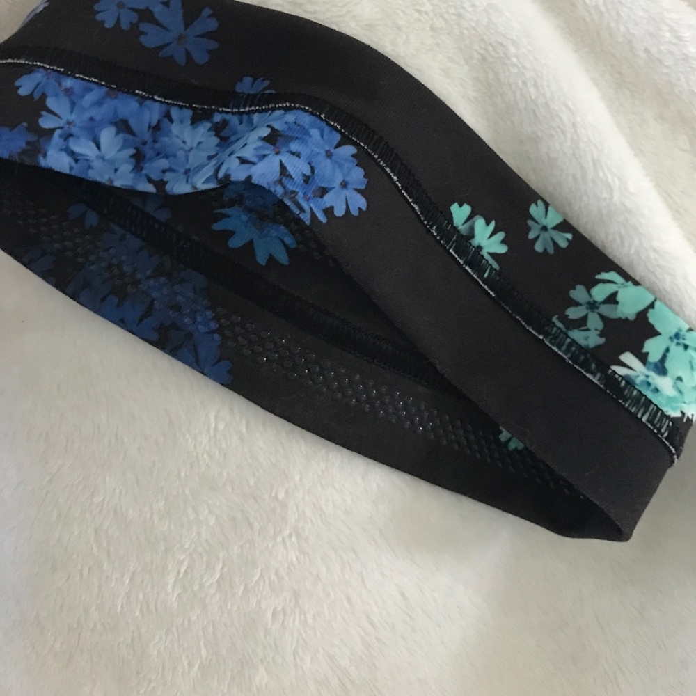 Lululemon headband - Picture 3 of 3