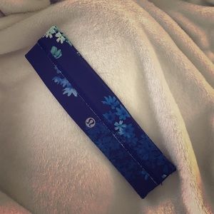 Lululemon headband