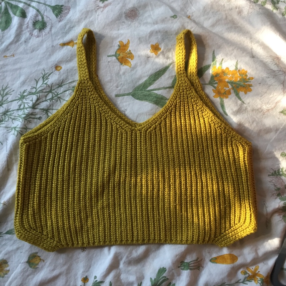 Mustard yellow cropped tank