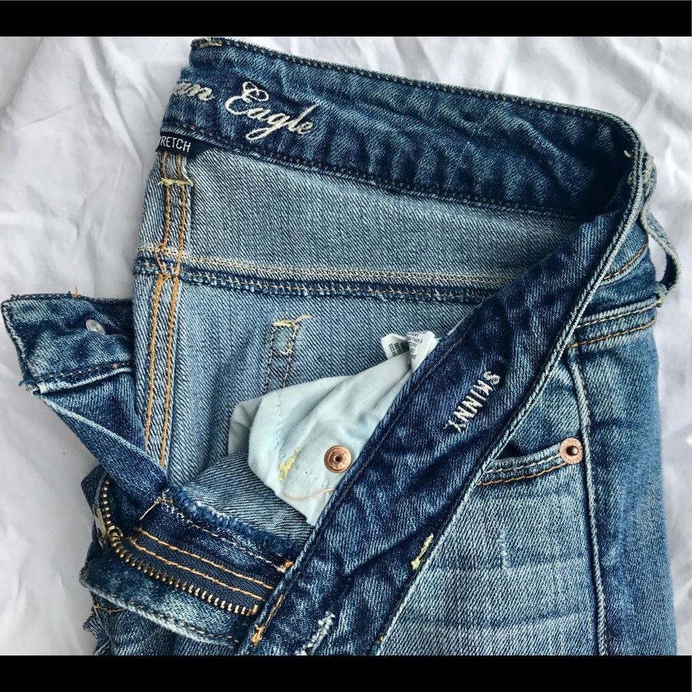 American Eagle Outfitter skinny jeans