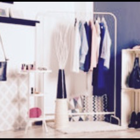 Mystery box full of clothing 4-6 items for $15!! Fun mystery box - Picture 2 of 5