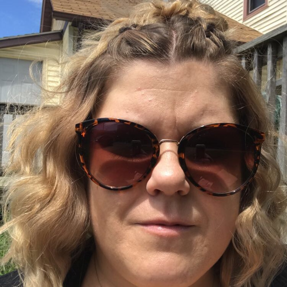 Meet your Posher, Teresa