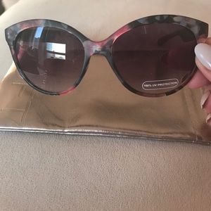 NWT Floral Print Sunglasses. Black, blue and pink