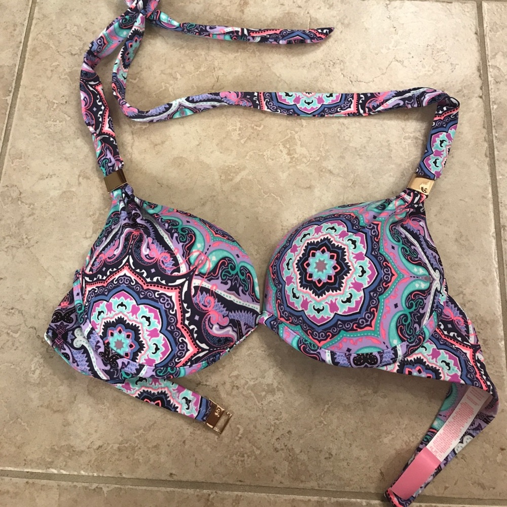 32C Bathing Suit Top