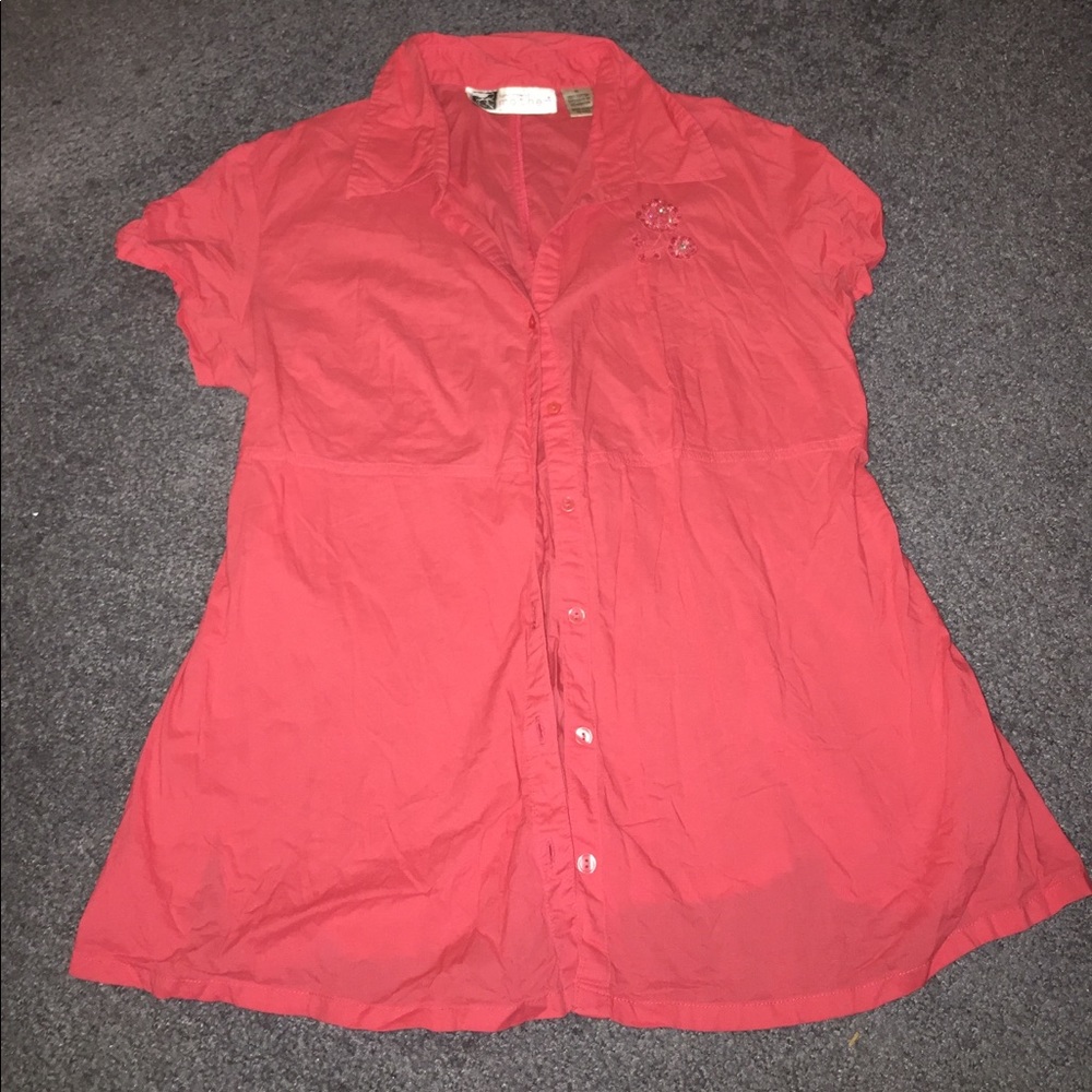 Maternity, coral shirt