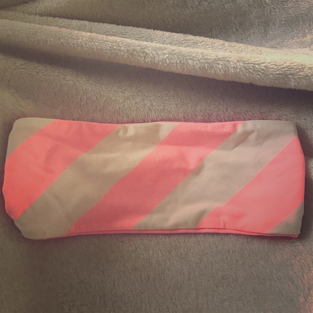 *reversible Lululemon headband