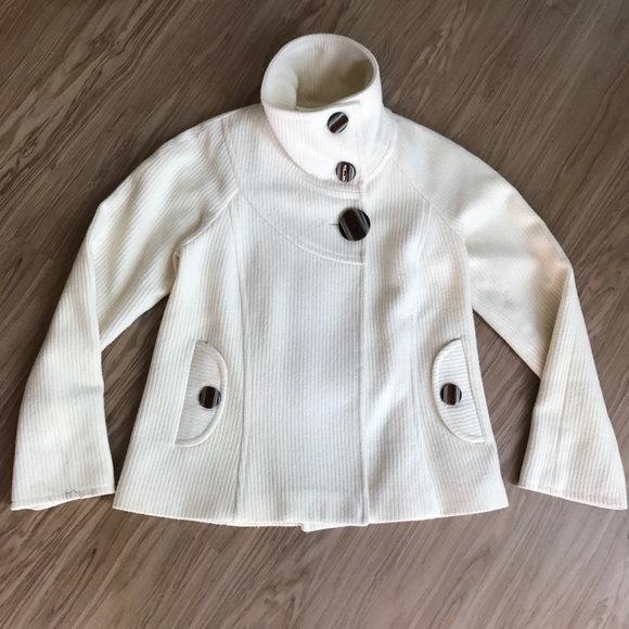 SOLD Liquid Funnel Neck Luxury Cream Jacket 2 - Picture 3 of 8