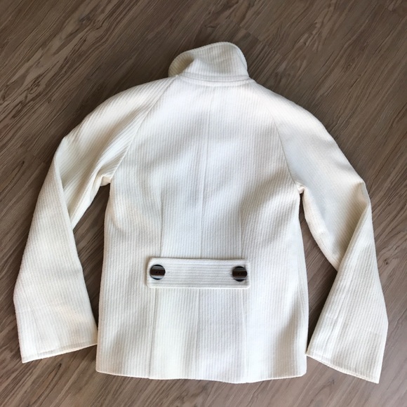 SOLD Liquid Funnel Neck Luxury Cream Jacket 2 - Picture 4 of 8
