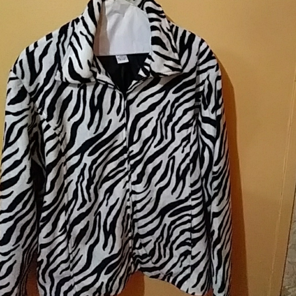 Fall jacket/tiger pattern