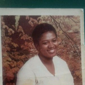 Meet your Posher, Carla