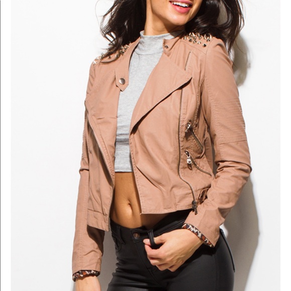 Last 1🍁Blush tan faux leather studded Moto jacket - Picture 3 of 6