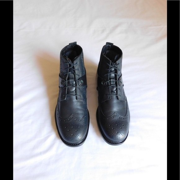 Leather! Black T-Subo Booties W/Shoelaces.