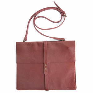 Mac&Lou Crossbody Bag 'BFF' Burgundy Mac&Lou Crossbody Bag 'BFF' Burgundy