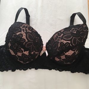 Black lace bra