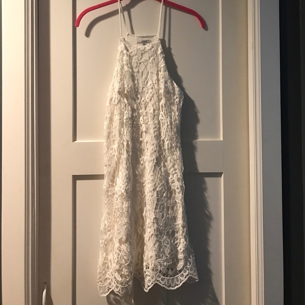 TRADED✨White Lace Dress✨