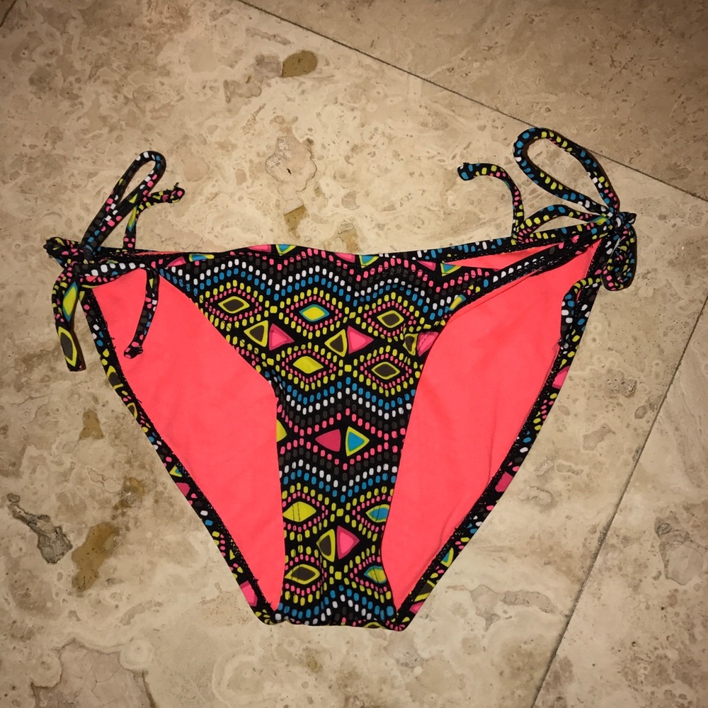 Forever 21 printed bikini bottom