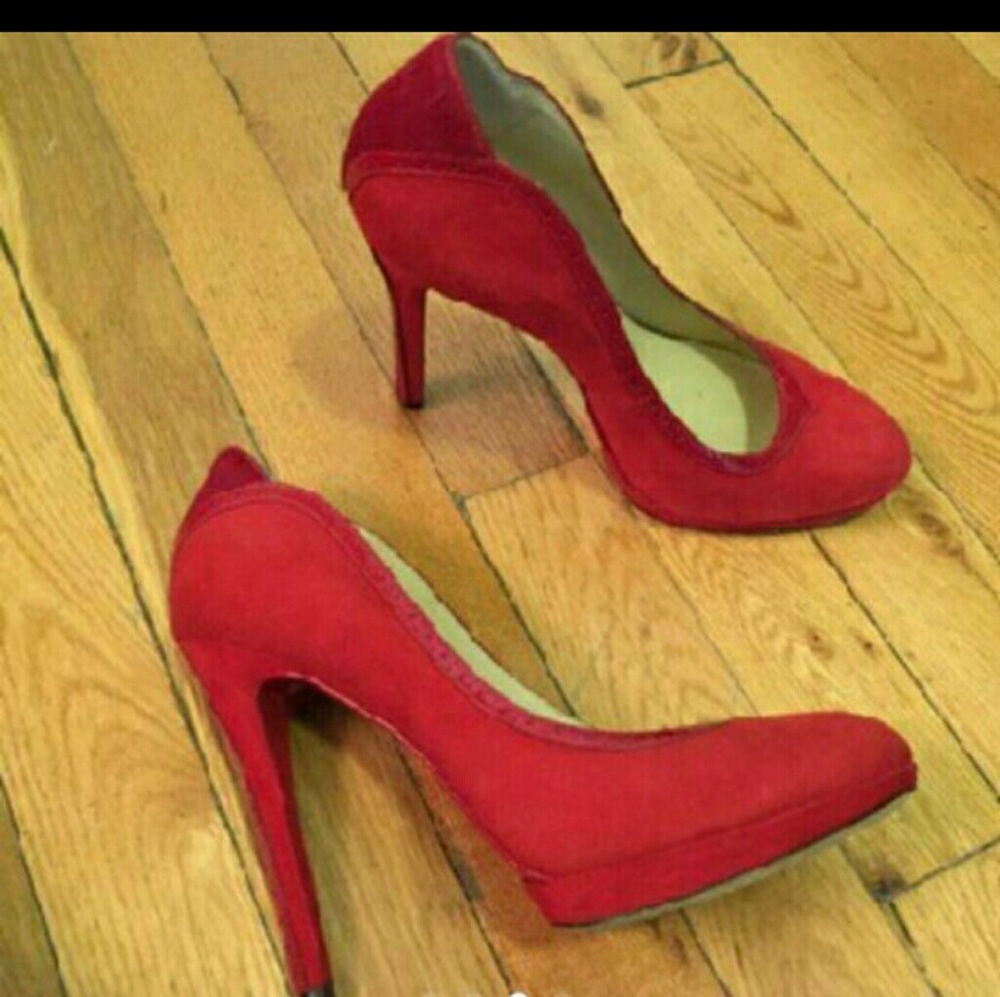 Brian Atwood red suede pumps - Picture 3 of 4