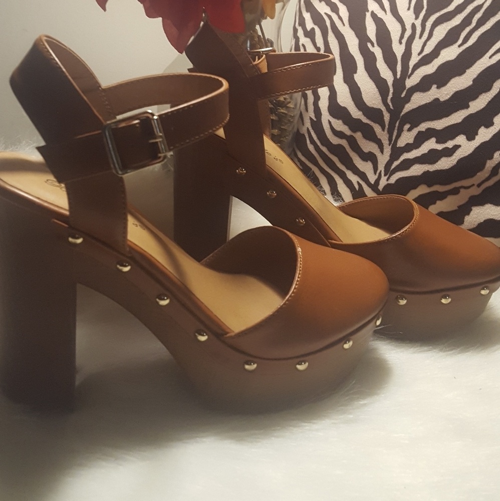 Women heels