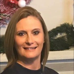 Meet your Posher, Deedee