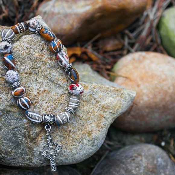 Handcrafted Unisex Bracelet - Picture 1 of 1