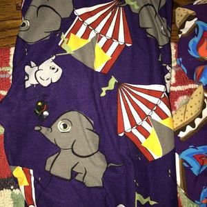 Tc tall and curvy circus elephant lularoe leggings
