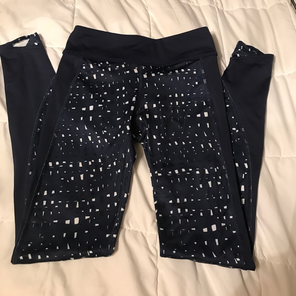 TRADED- UNDER ARMOUR YOGA PANTS!!