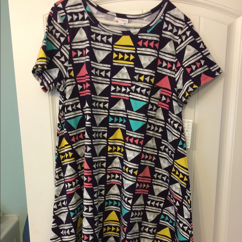 NWT Medium Aztec Carly