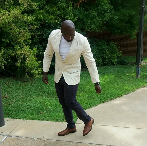 Meet your Posher, Cedric - Picture 1 of 1