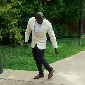 Meet your Posher, Cedric