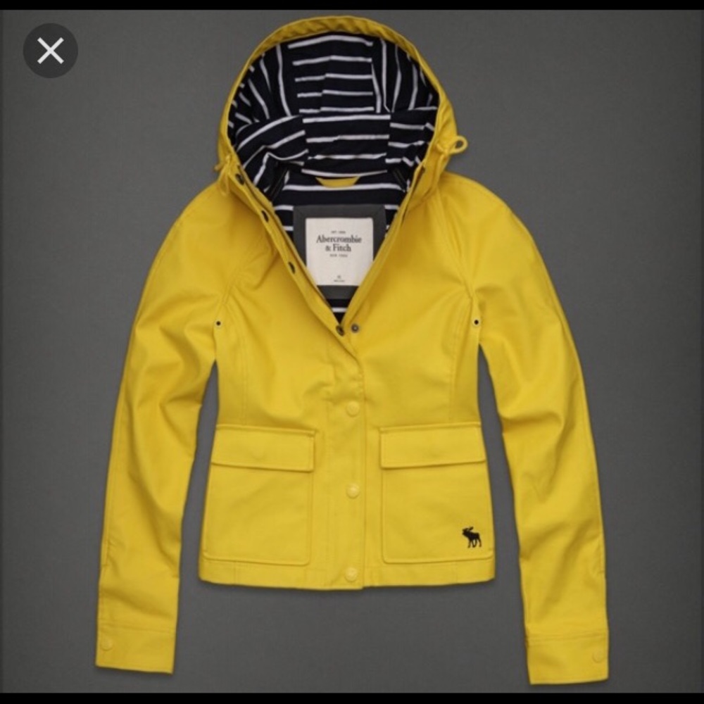 FLASH SALE: Abercrombie and fitch raincoat