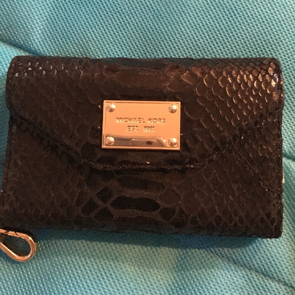 MK phone wristlet
