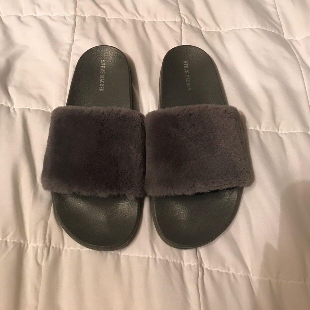 STEVE MADDEN SLIPPERS!