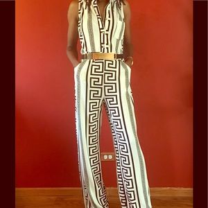 Long Fabulous jumpsuit! 🖤💰