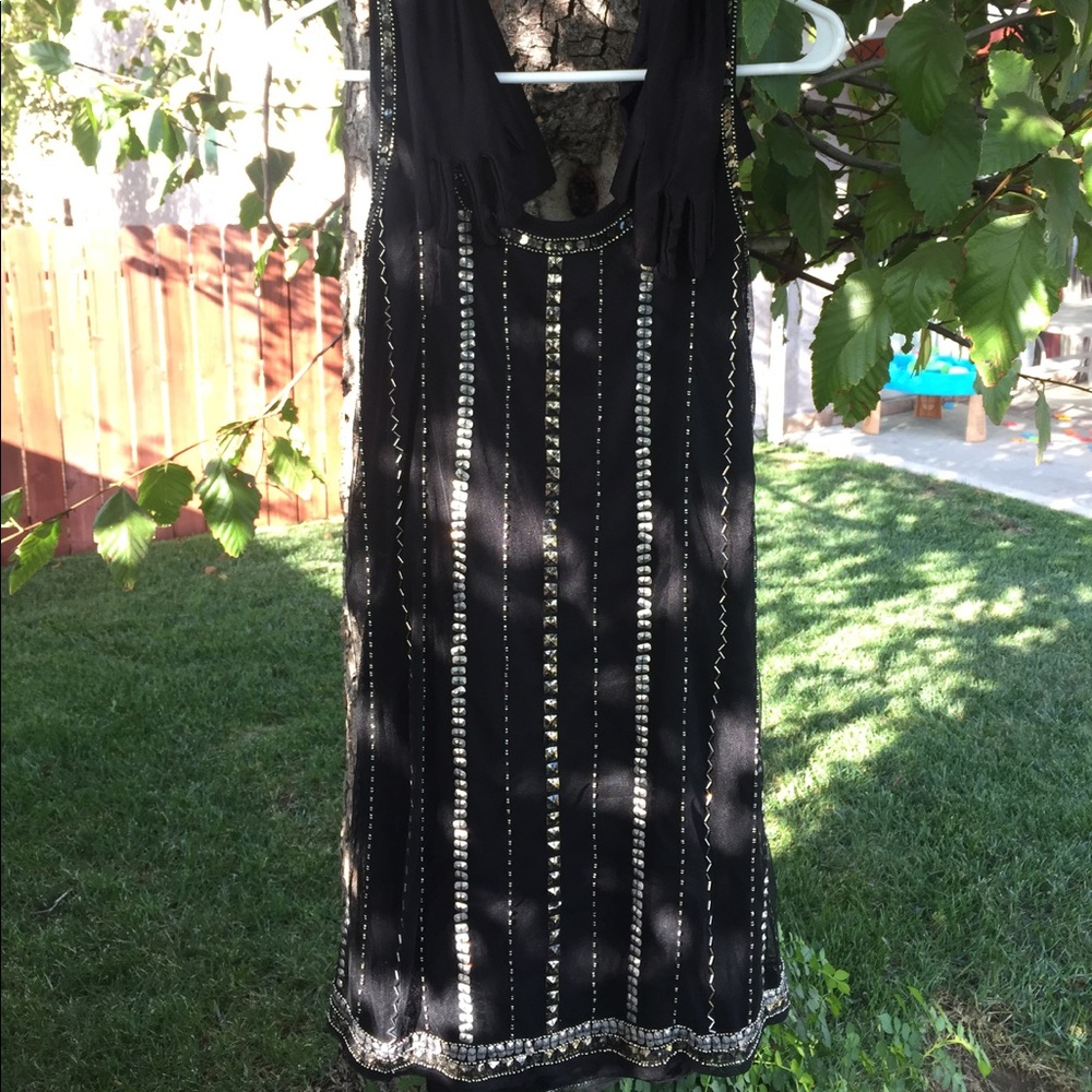 Flapper girl costume. 1920s theme.