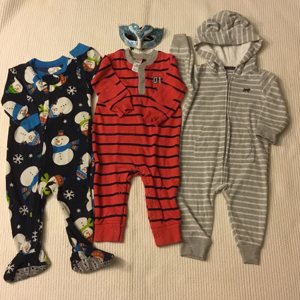 Carter's winter bundle: jumpsuit, pajamas, overall