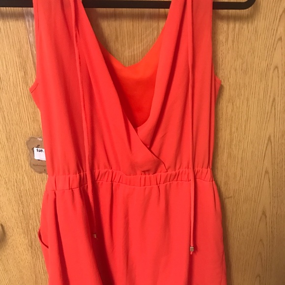 Orange romper - Picture 2 of 2