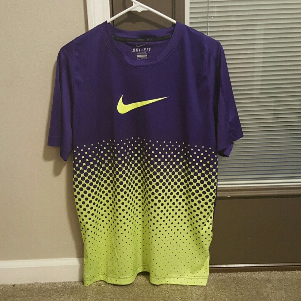 Nike Dri-Fit Tshirt