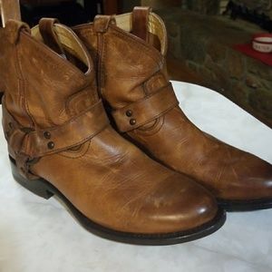 FRYE ANKLE BOOTS
