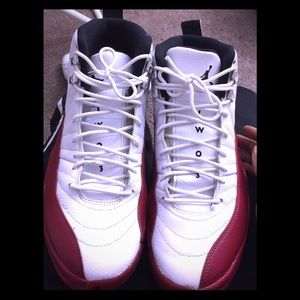 Jordan Cherry 12s vnds