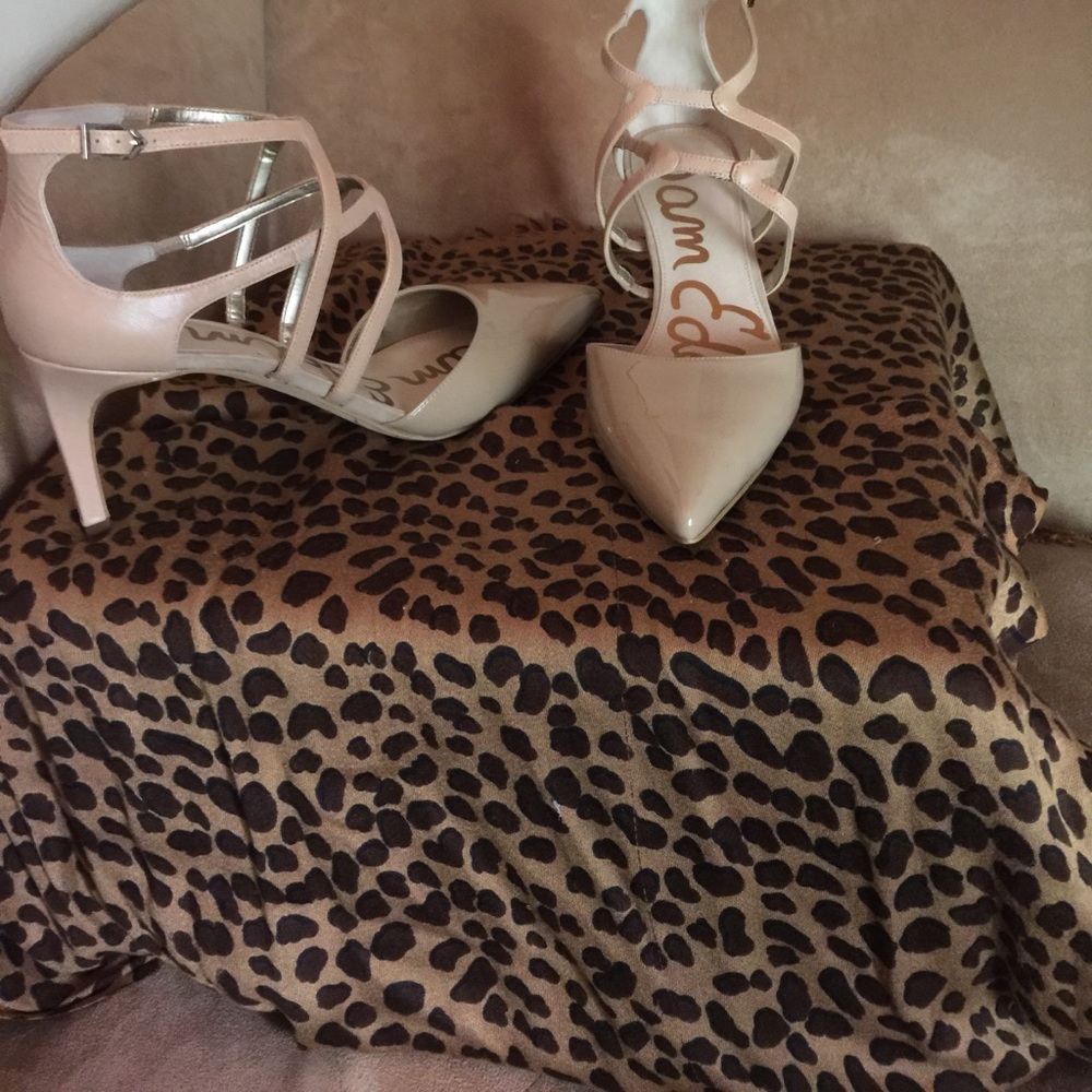 New,  Tan leather Sam Edelman with straps  Sz 11