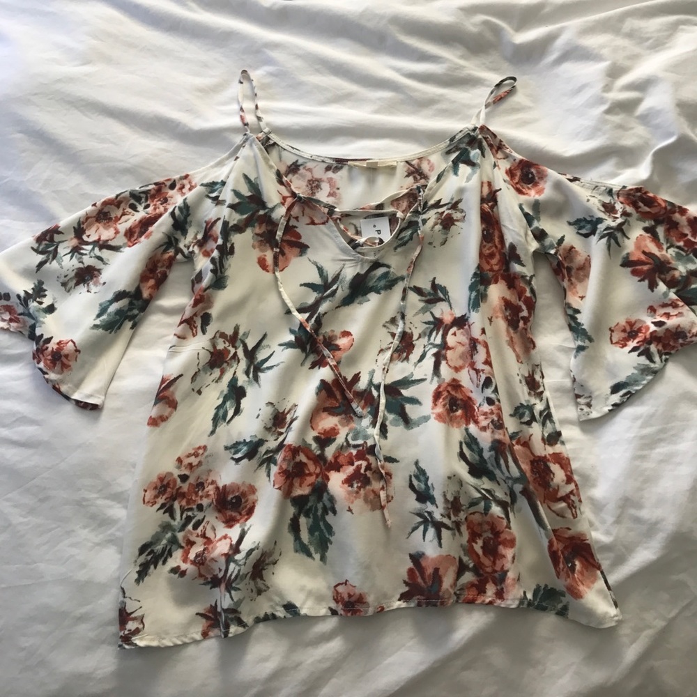 Floral top