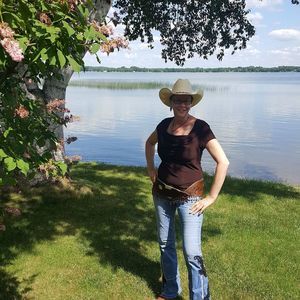 Meet your Posher, Dawn