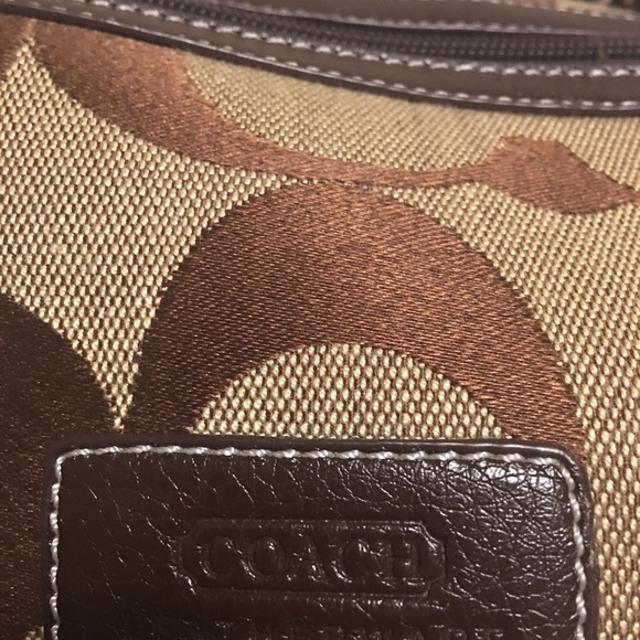 Authentic Coach over-the-shoulder carryon/duffle - Picture 3 of 6