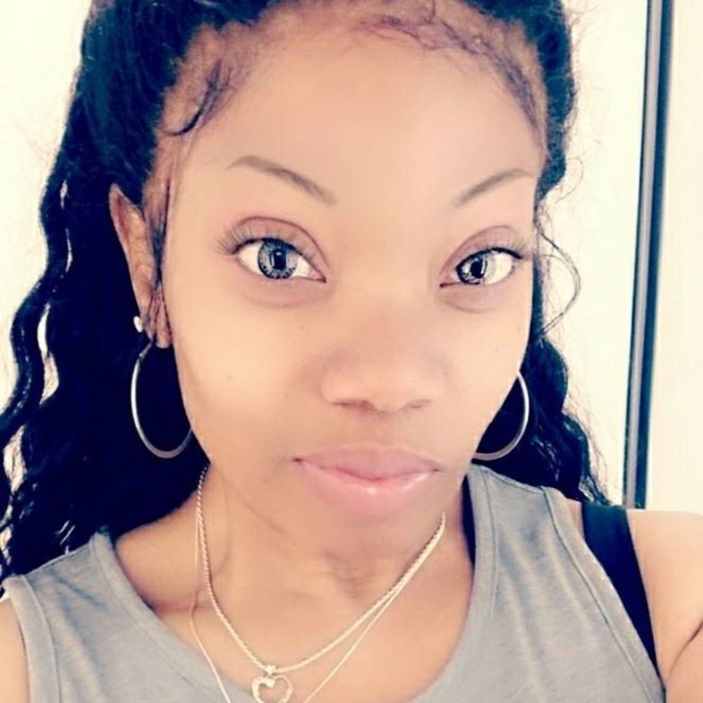 Meet your Posher, Natosha