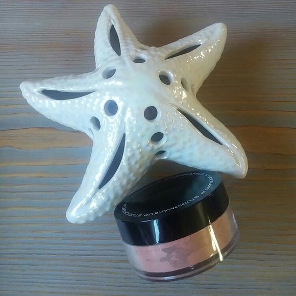 NEW SEALED Studiomakeup "Luminous" Loose Blush - Picture 3 of 5