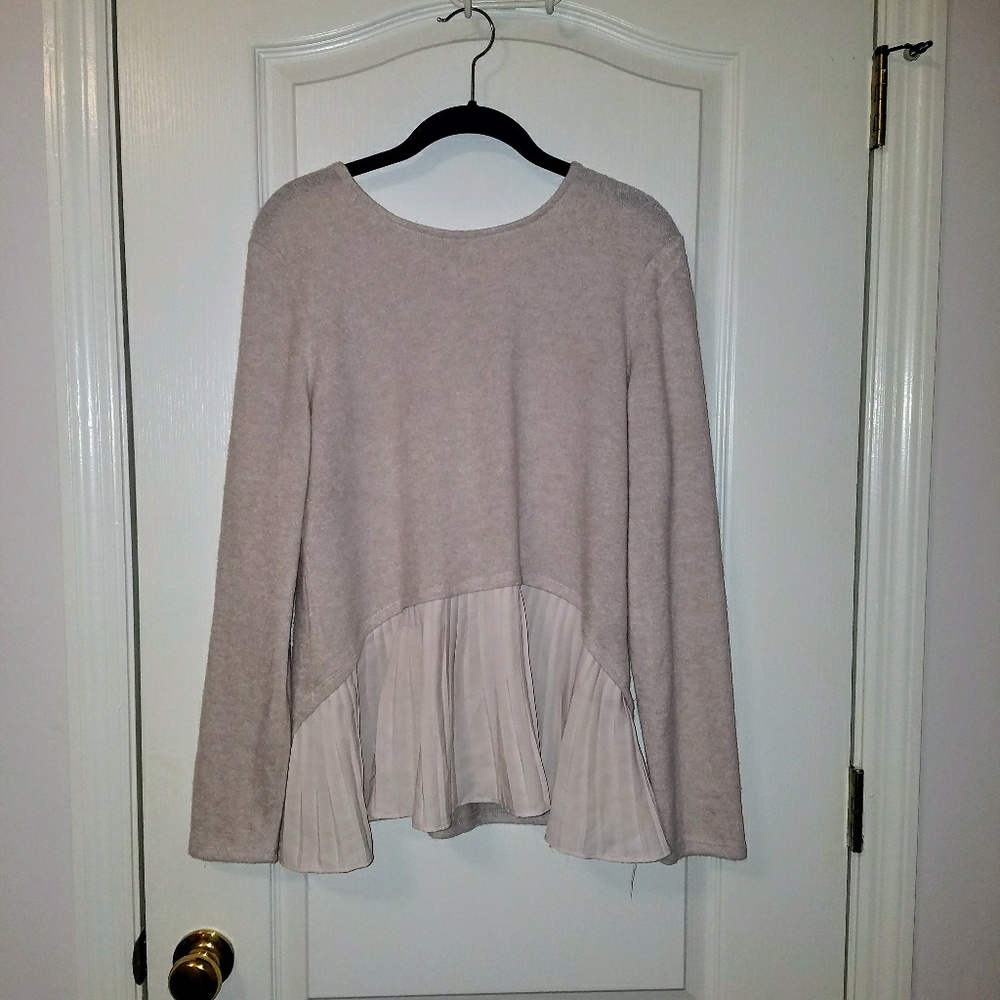 Cashmere sweater peplum top size L NWT