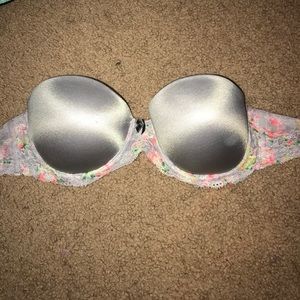 Pink Victoria Secrets bra