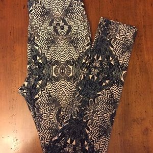 OS Lularoe Leggings