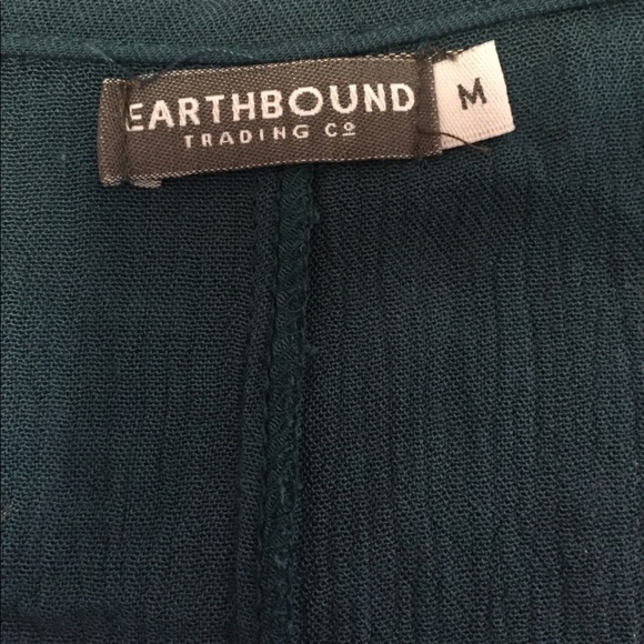 Loose blouse with drawstring tasles - Picture 3 of 4