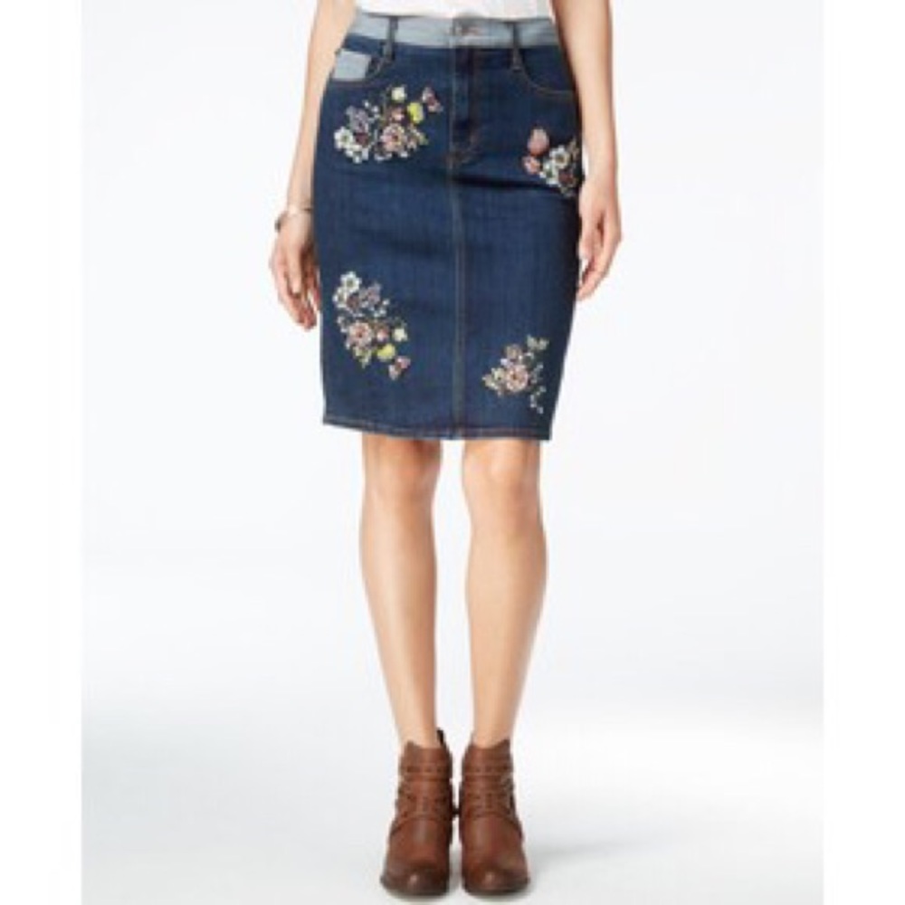 Buffalo David Bitton embroidered denim skirt NWOT